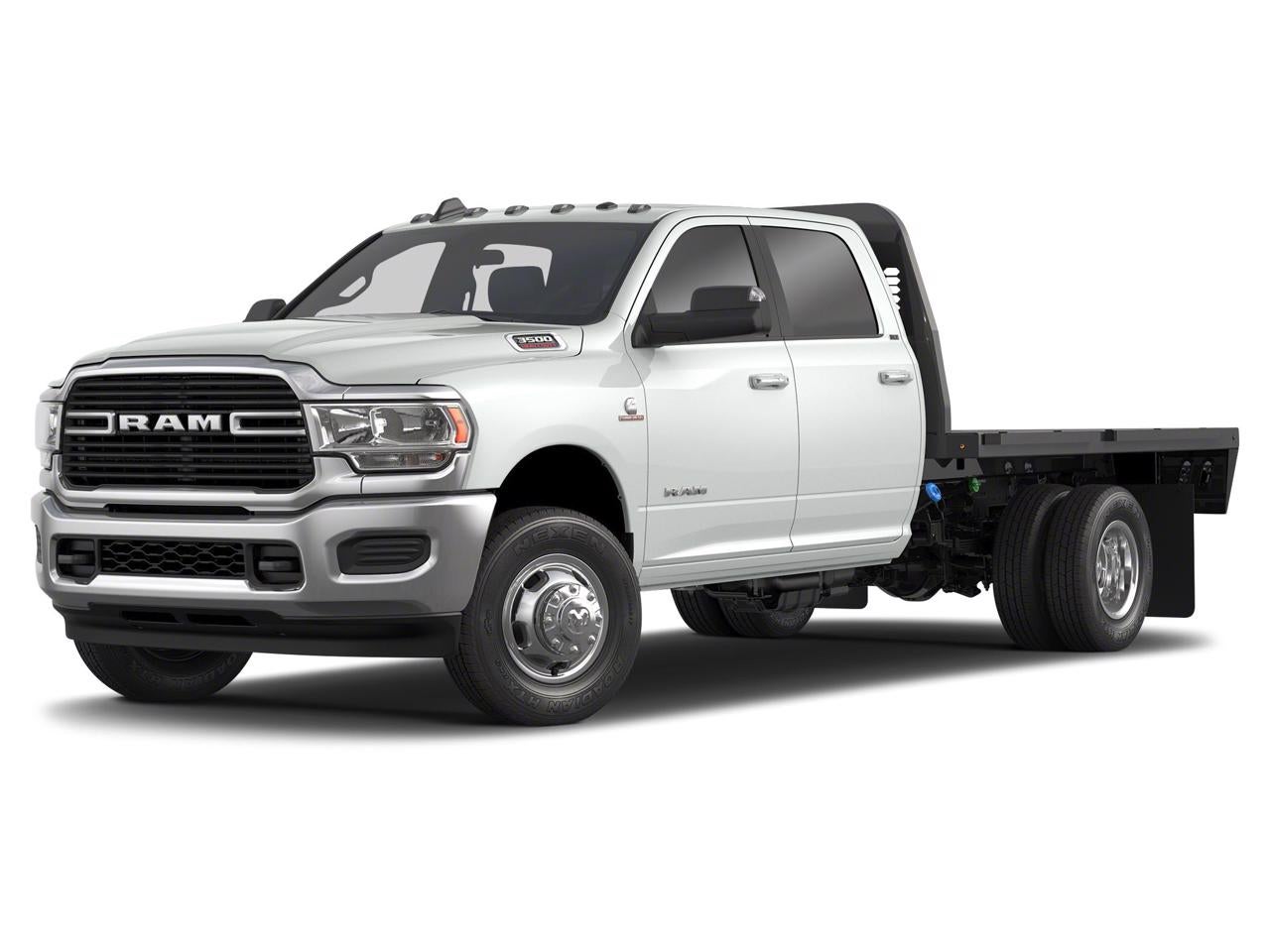 2022 Ram 3500 Tradesman photo 2