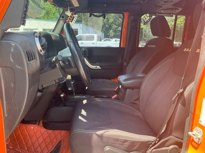 2013 Jeep Wrangler Unlimited Sahara