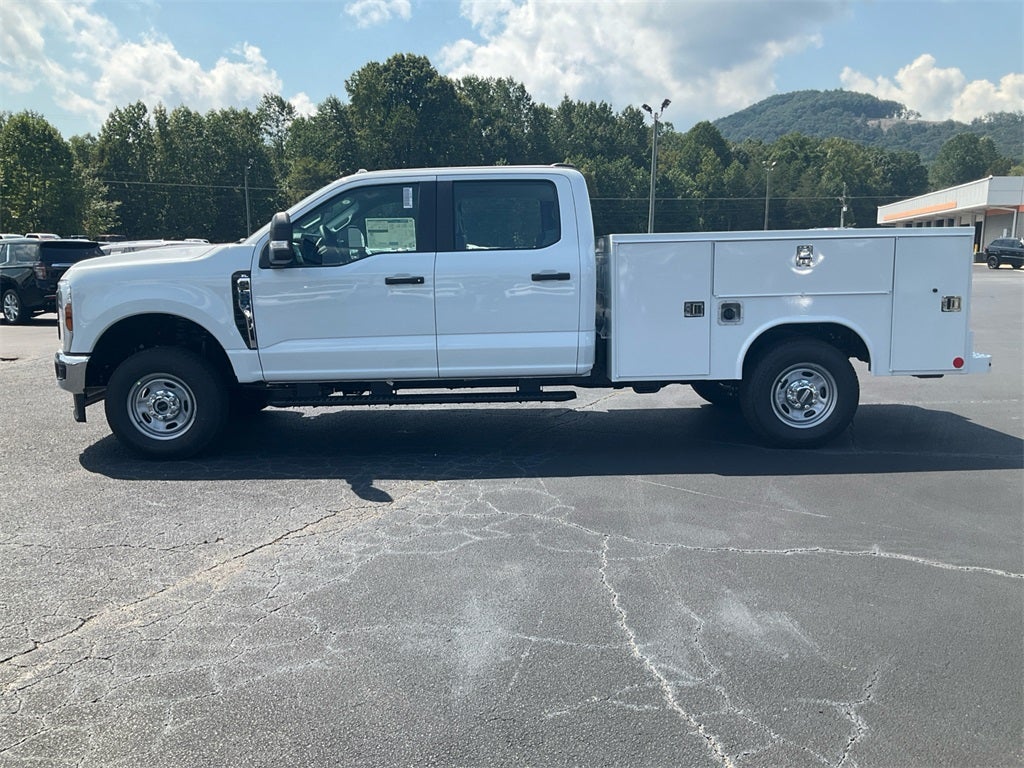 2026 Ford F-250SD XL Service Body