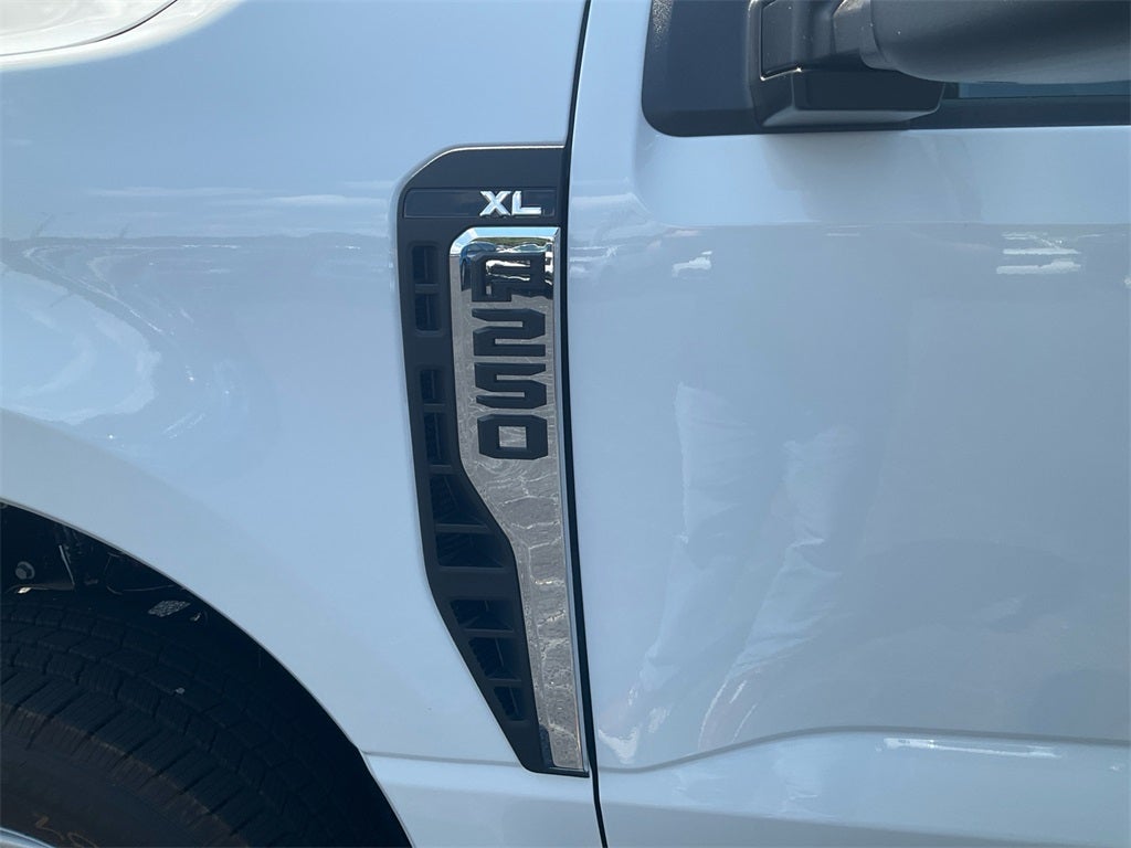 2026 Ford F-250SD XL Service Body