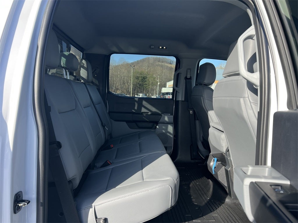 2026 Ford F-350SD XL DRW Flatbed