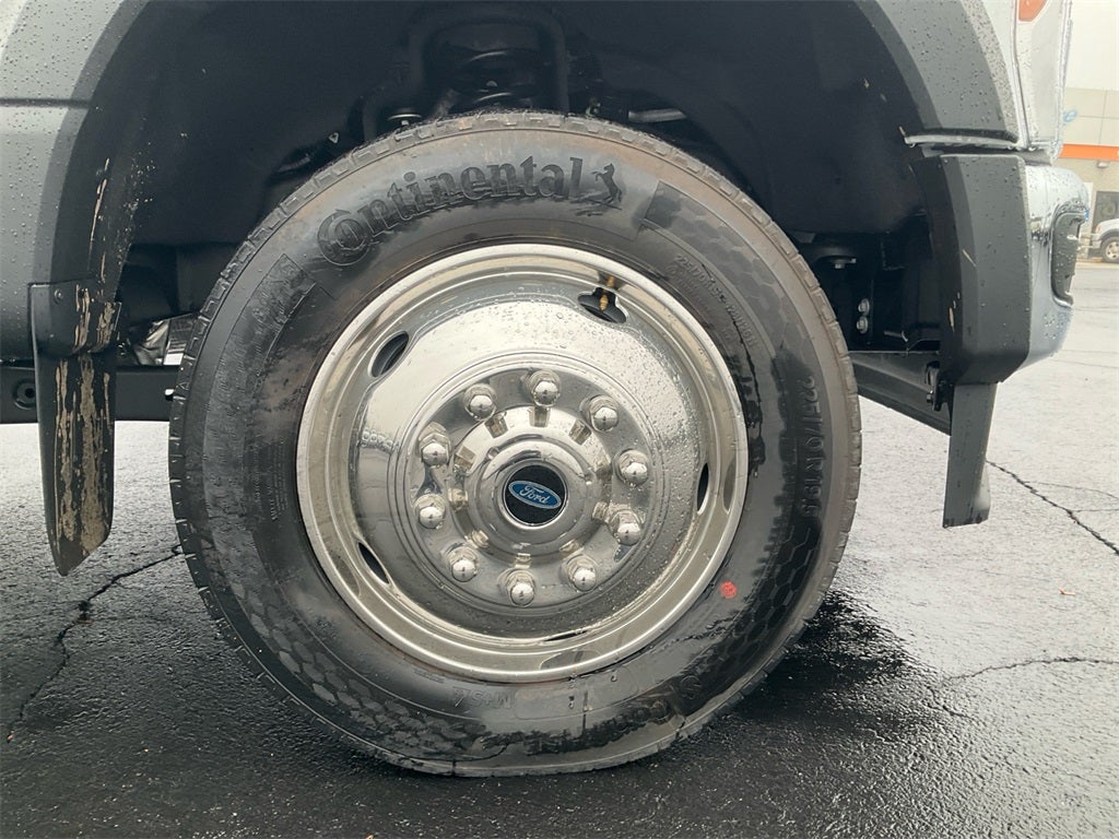 2025 Ford F-450SD XL Flatbed DRW