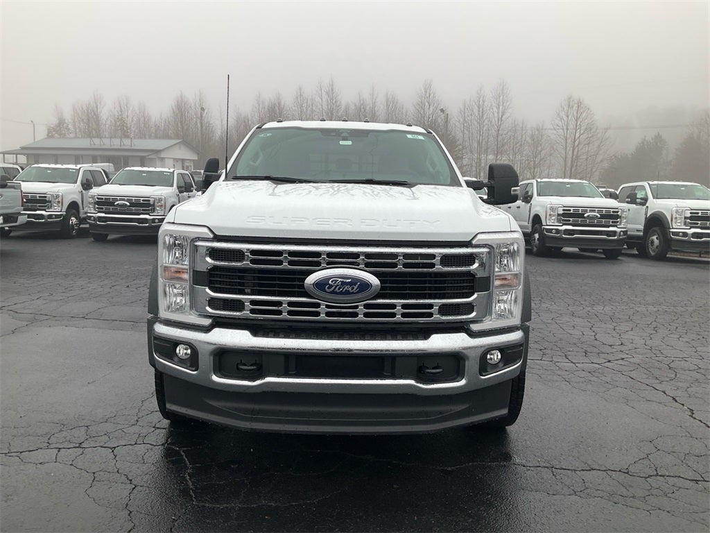 2025 Ford F-450SD XL DRW Flatbed