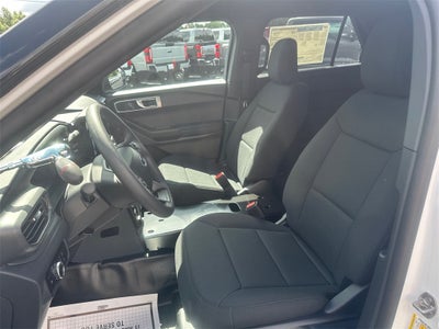 2025 Ford Utility Police Interceptor Base