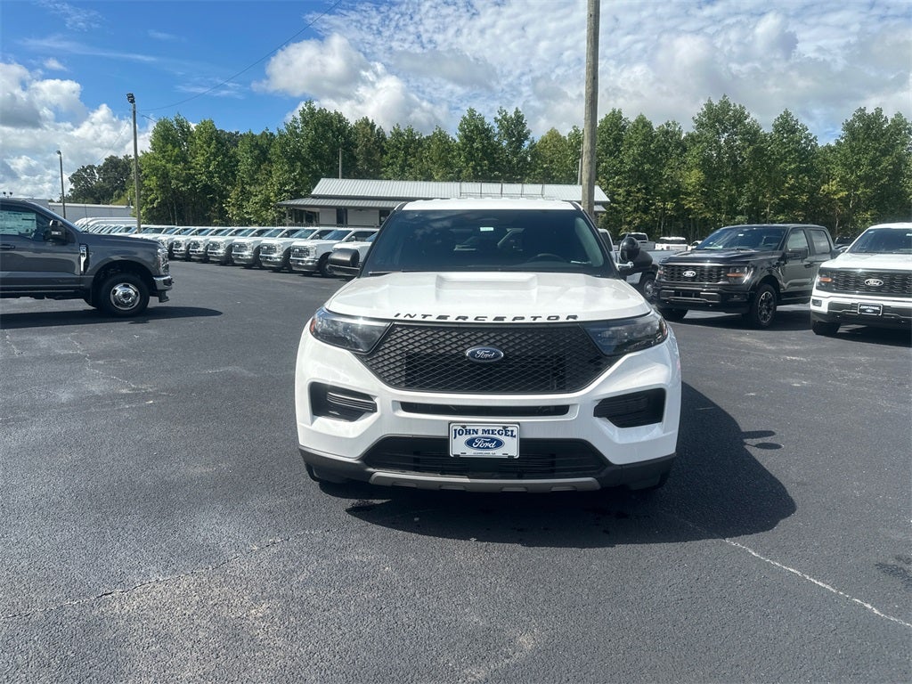2025 Ford Utility Police Interceptor Base