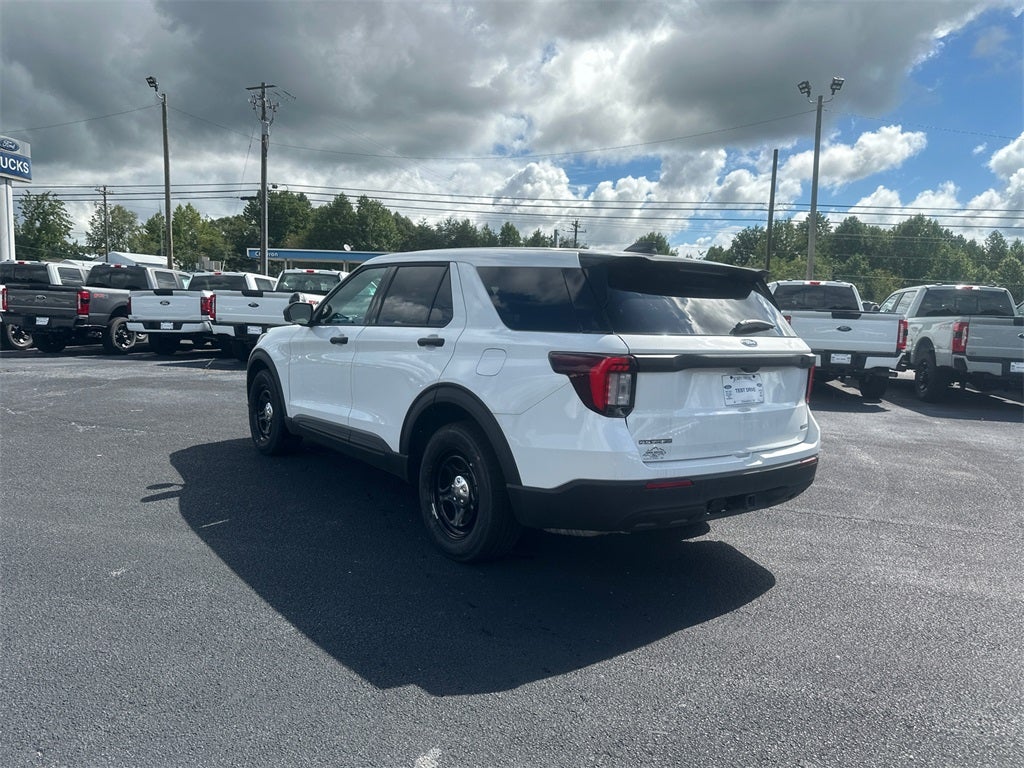 2025 Ford Utility Police Interceptor Base
