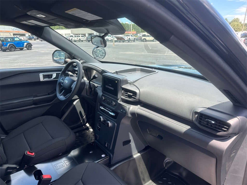 2025 Ford Utility Police Interceptor Base