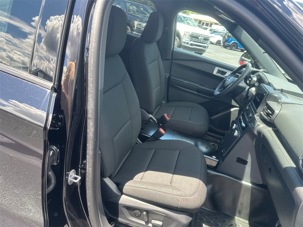 2025 Ford Utility Police Interceptor Base