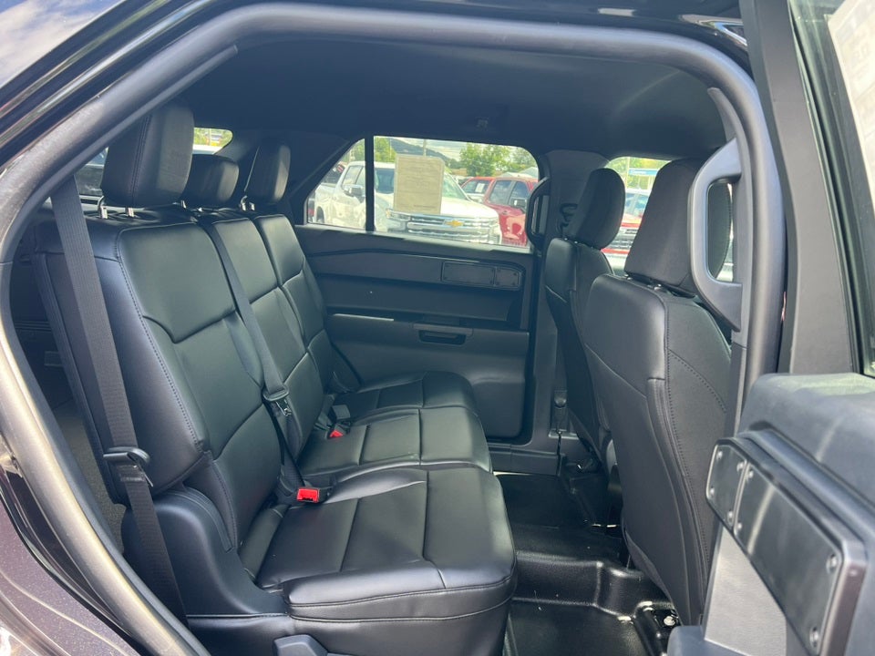 2025 Ford Utility Police Interceptor Base