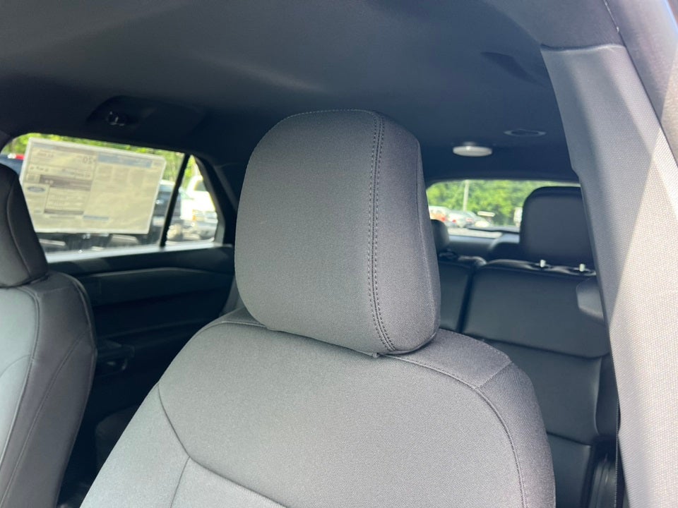 2025 Ford Utility Police Interceptor Base