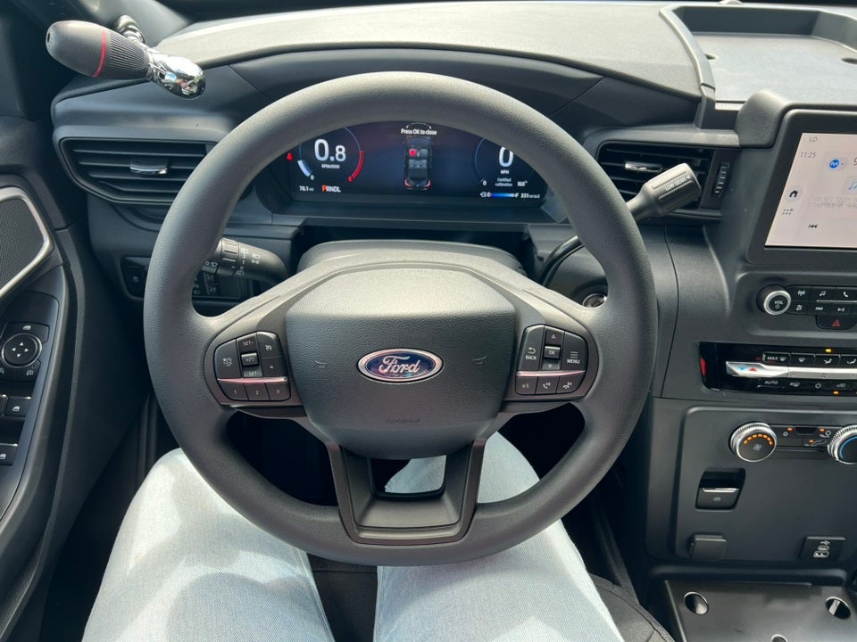 2025 Ford Utility Police Interceptor Base