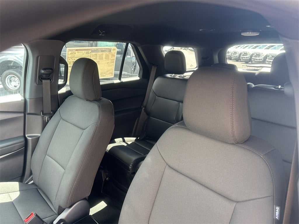 2025 Ford Utility Police Interceptor Base