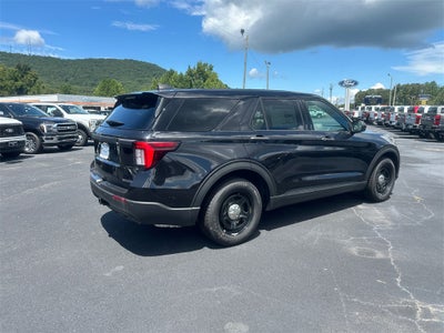 2025 Ford Utility Police Interceptor Base
