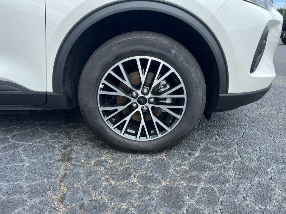 2025 Ford Escape Plug-In Hybrid Base