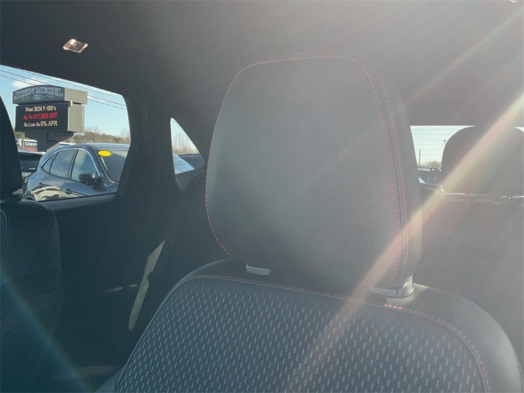 2025 Ford Escape Hybrid ST-Line