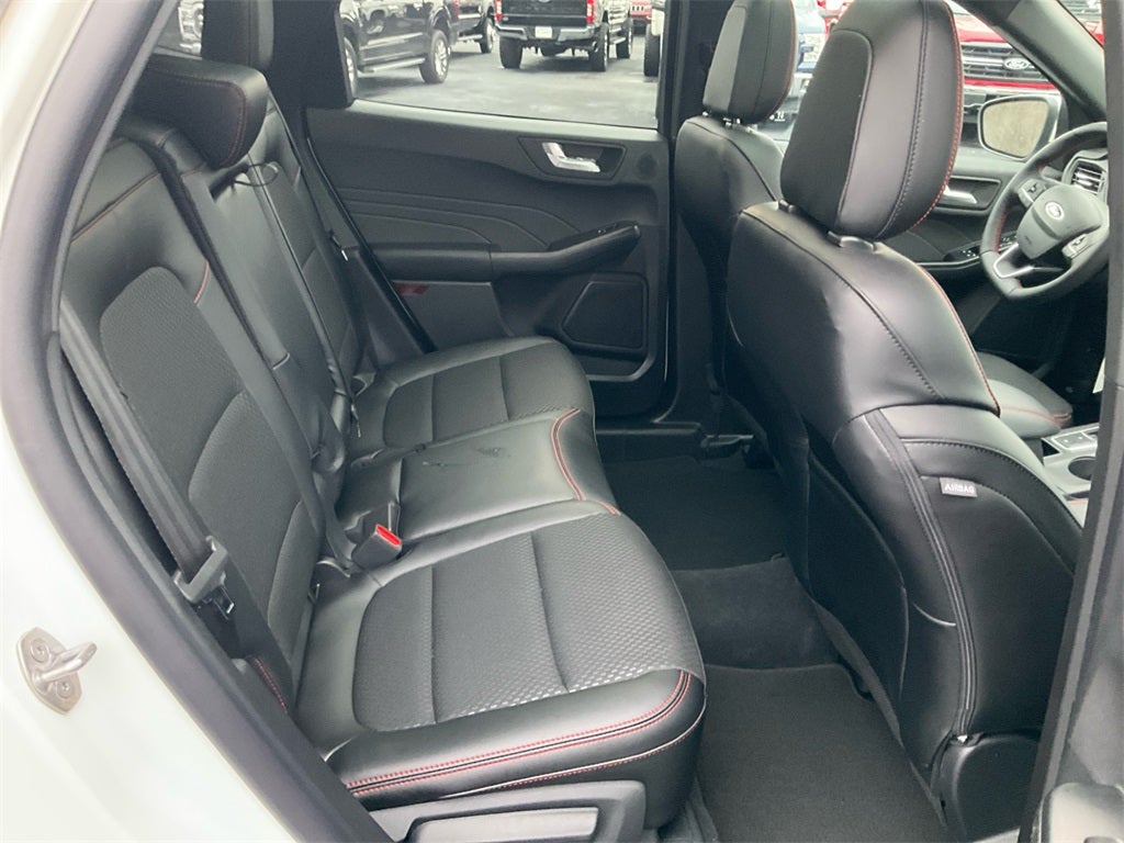 2026 Ford Escape Hybrid ST-Line Select