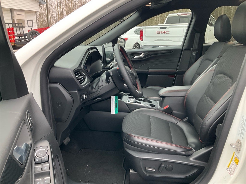 2026 Ford Escape Hybrid ST-Line Select