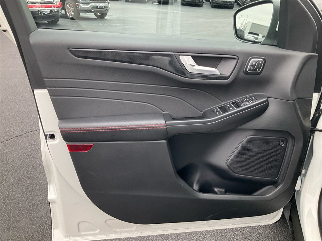 2026 Ford Escape Hybrid ST-Line Select