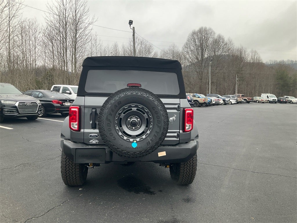 2025 Ford Bronco Base