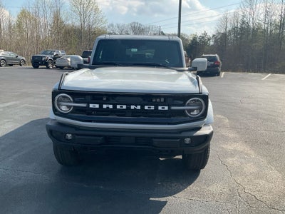 2026 Ford Bronco Outer Banks