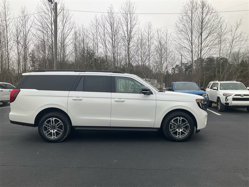 2026 Ford Expedition Max Active