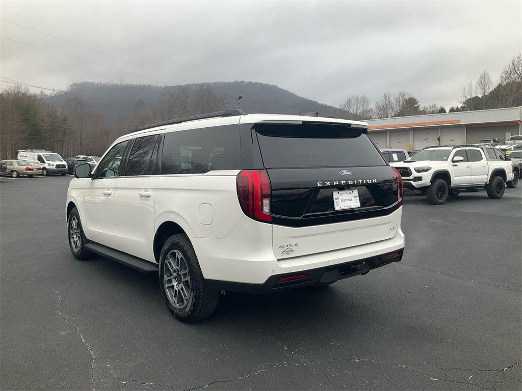 2026 Ford Expedition Max Active