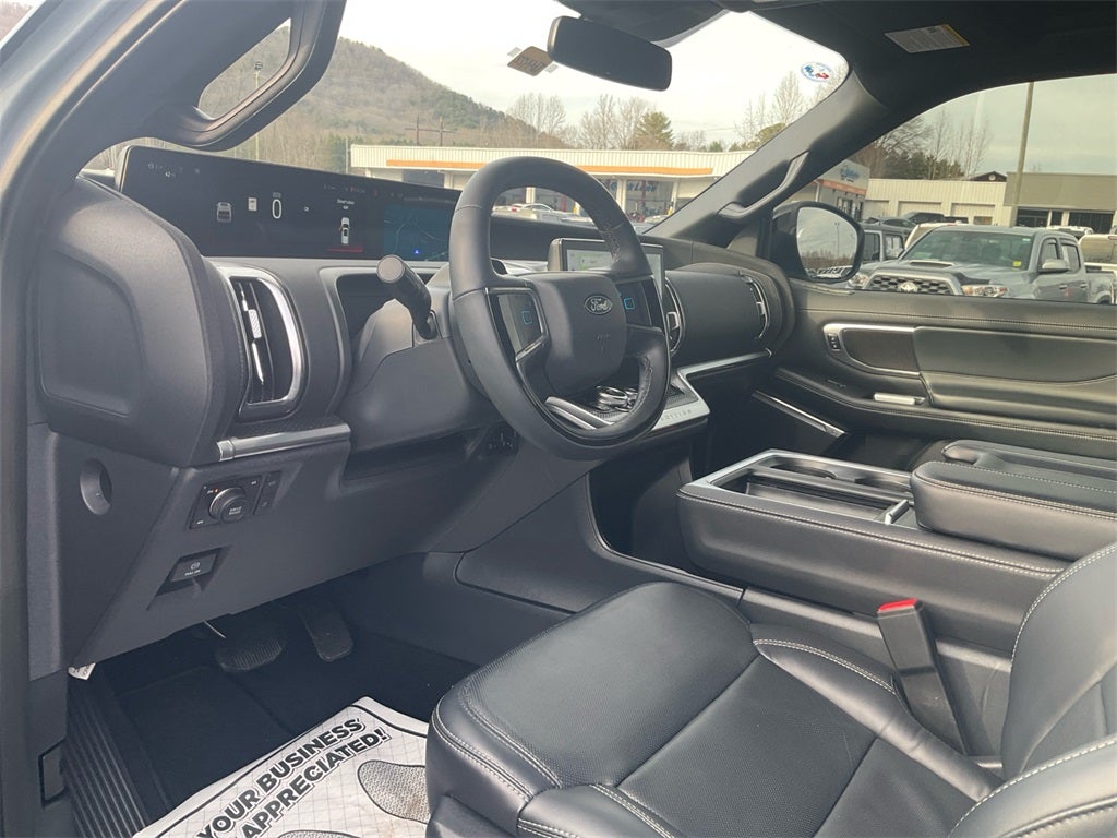 2025 Ford Expedition Max Platinum S.O.R.S PLatinum Pkg.