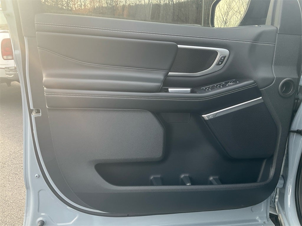 2025 Ford Expedition Max Platinum S.O.R.S PLatinum Pkg.