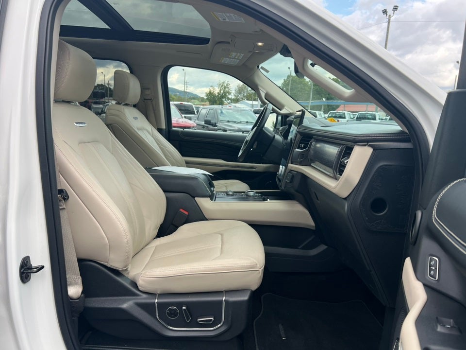 2022 Ford Expedition Max Platinum