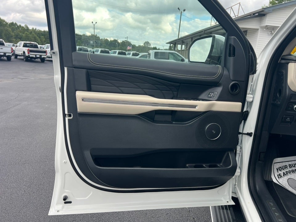 2022 Ford Expedition Max Platinum