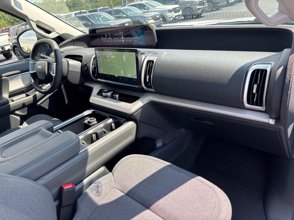 2027 Ford Expedition Active