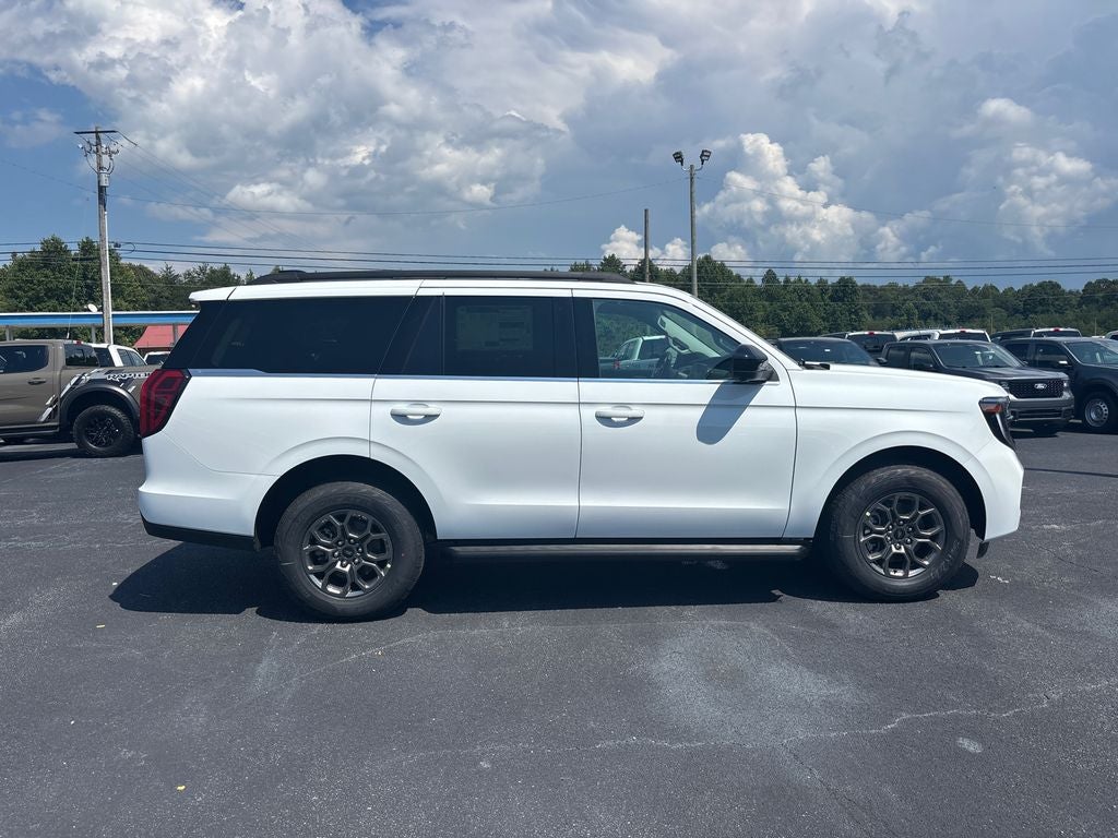 2027 Ford Expedition Active