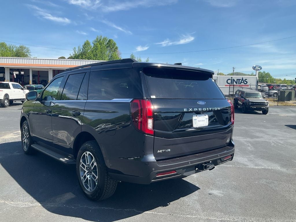 2026 Ford Expedition Active