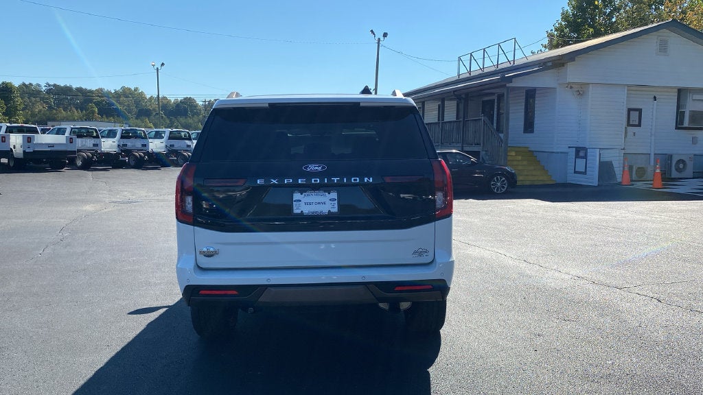 2027 Ford Expedition King Ranch