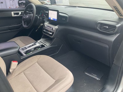 2021 Ford Explorer Base