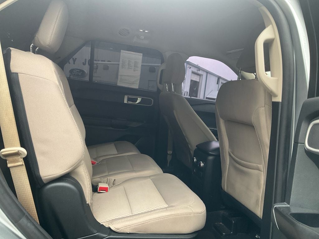 2021 Ford Explorer Base