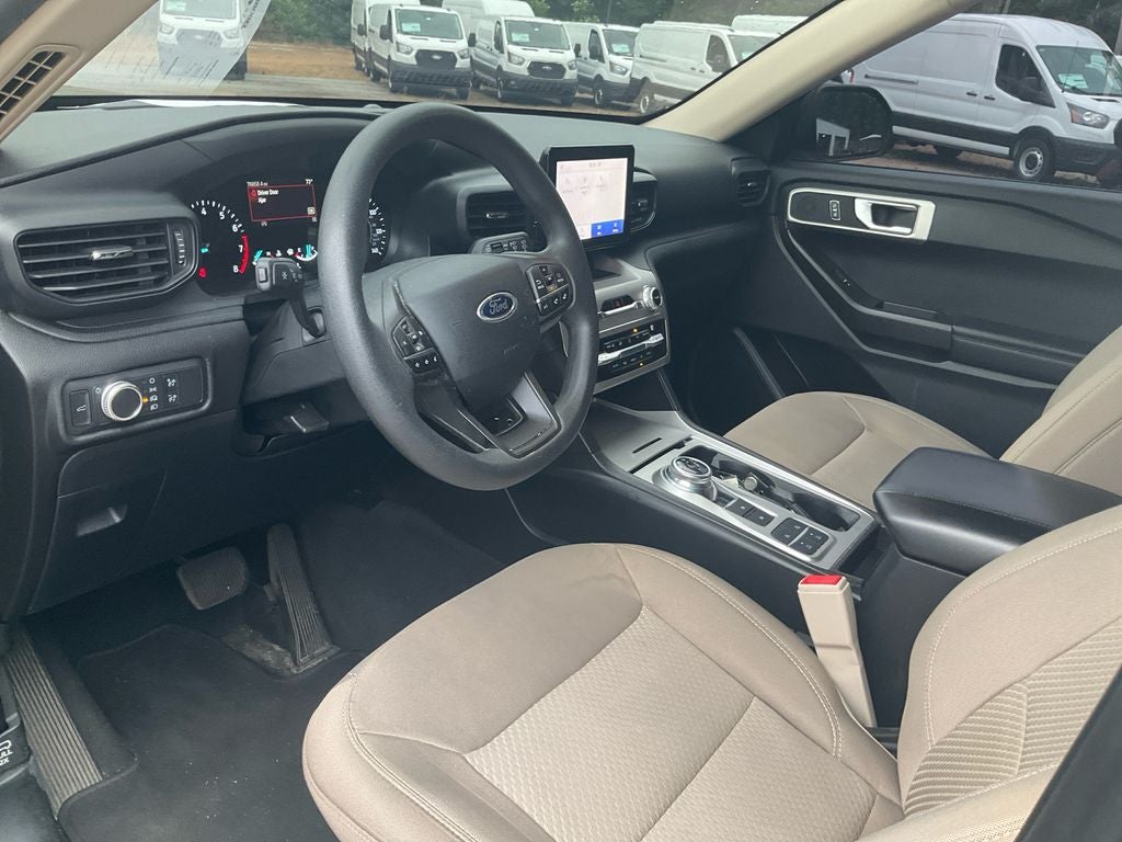 2021 Ford Explorer Base