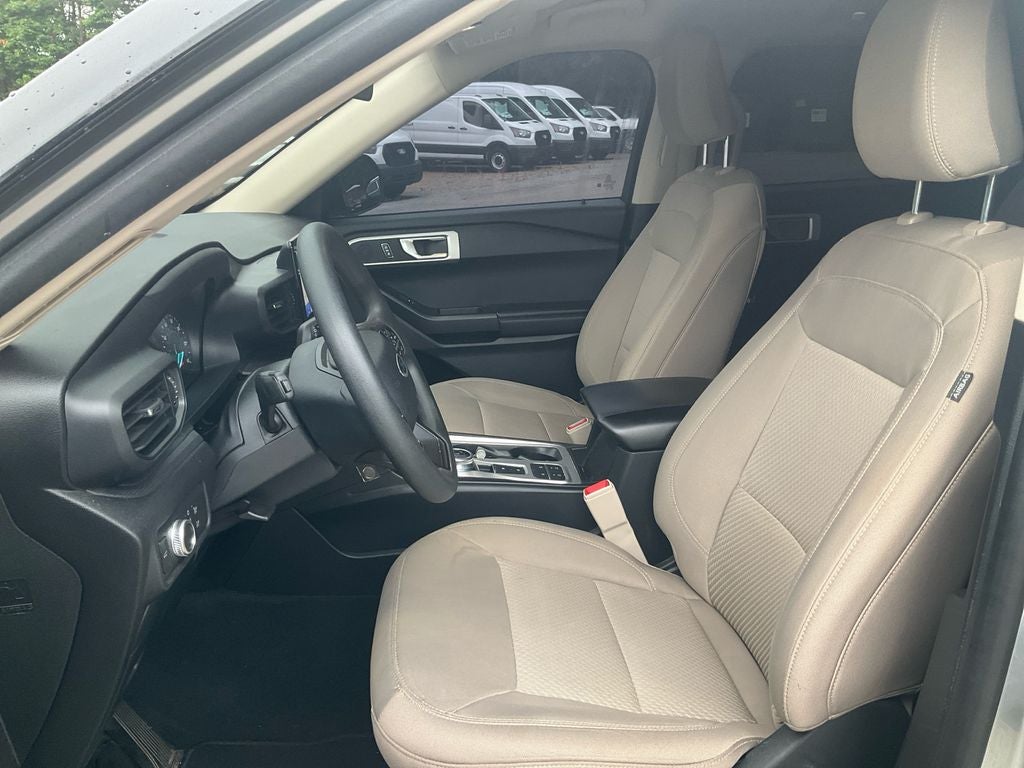 2021 Ford Explorer Base