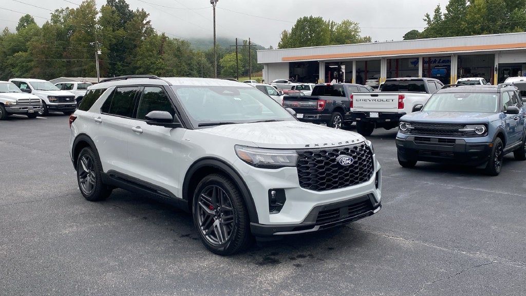 2027 Ford Explorer ST-Line