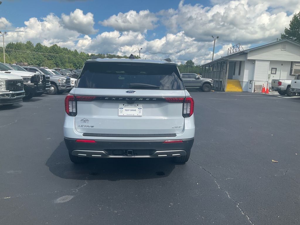 2025 Ford Explorer Active