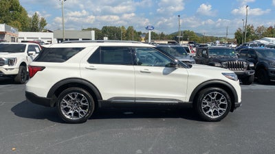 2027 Ford Explorer Platinum