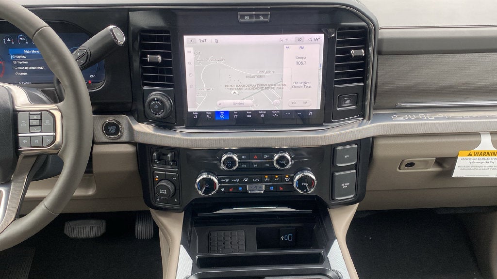 2027 Ford F-250SD Platinum
