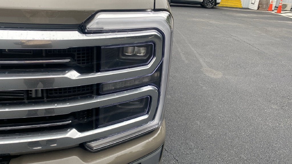 2027 Ford F-250SD Platinum