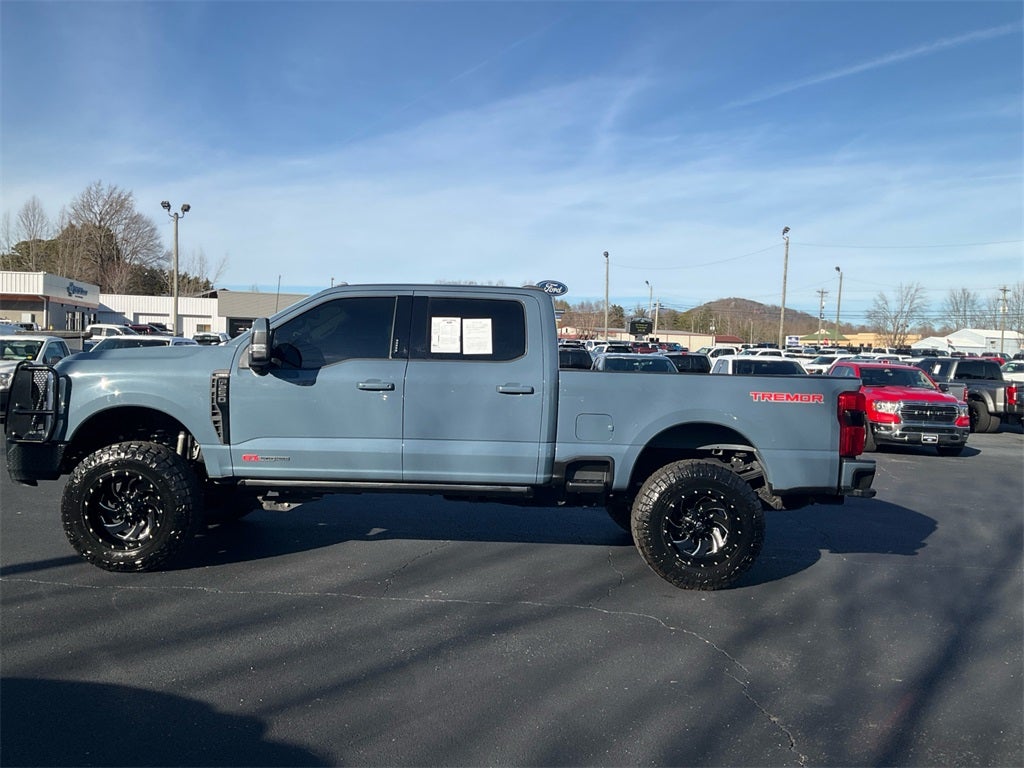 2023 Ford F-250SD Lariat