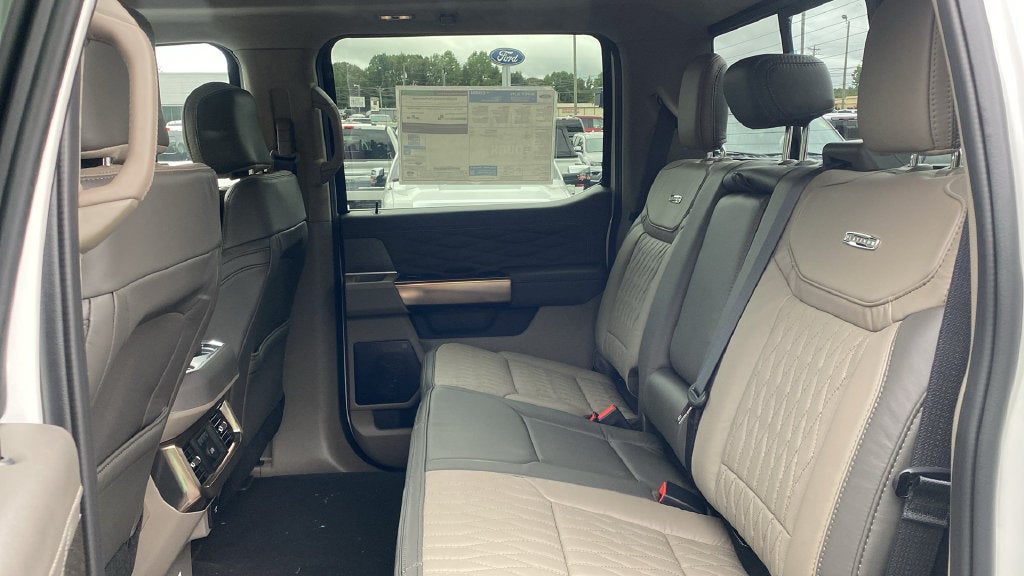 2027 Ford F-250SD Platinum