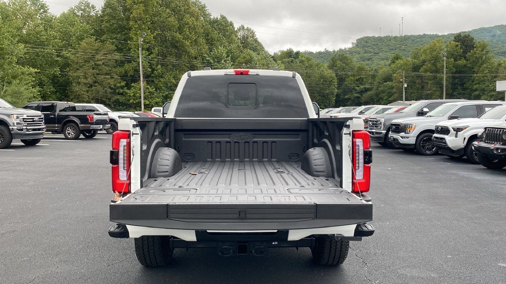 2027 Ford F-250SD Platinum