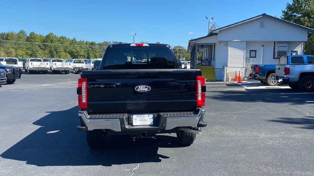2027 Ford F-250SD Lariat