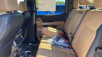 2027 Ford F-350SD Lariat