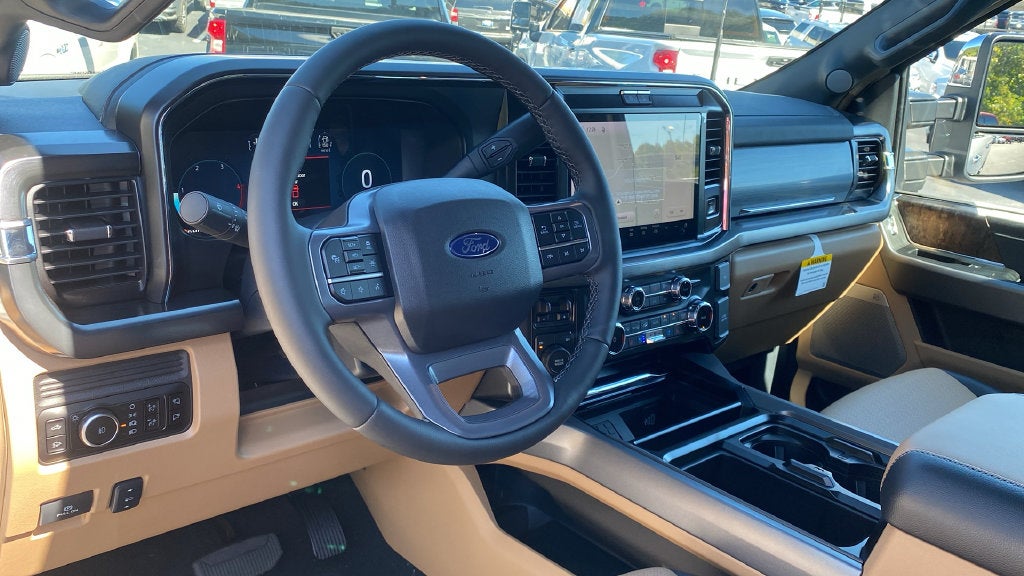 2027 Ford F-350SD Lariat