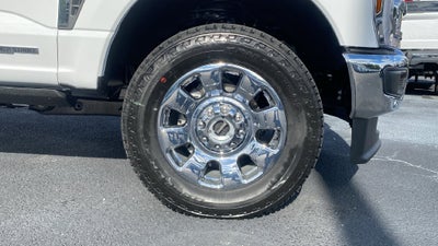 2027 Ford F-350SD Lariat